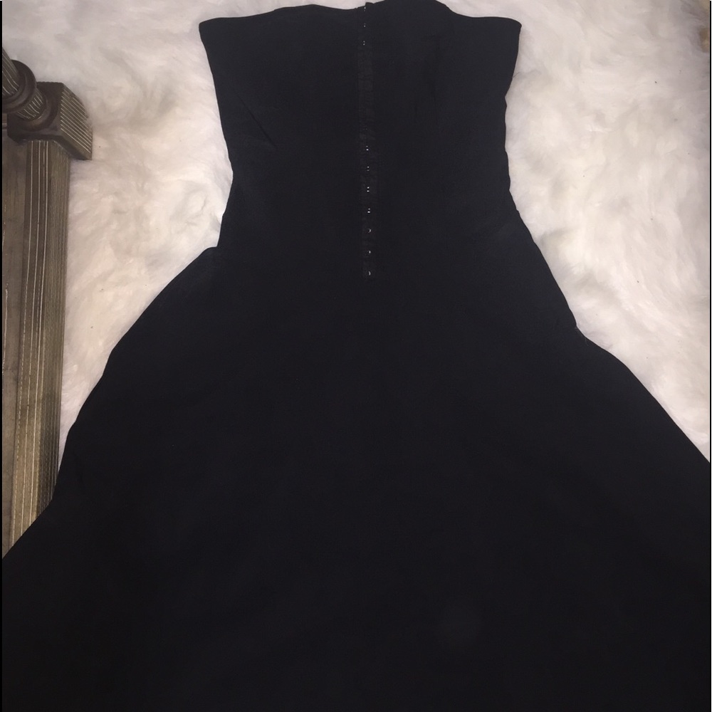 Strapless top